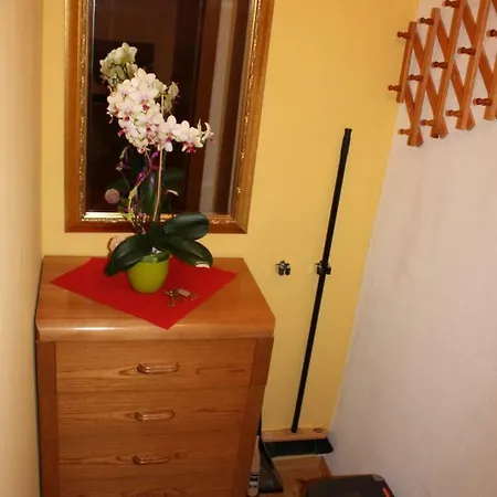 Prestlhof Apartment *